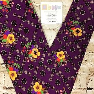 LuLaRoe Leggings OS 🌼 New In Package